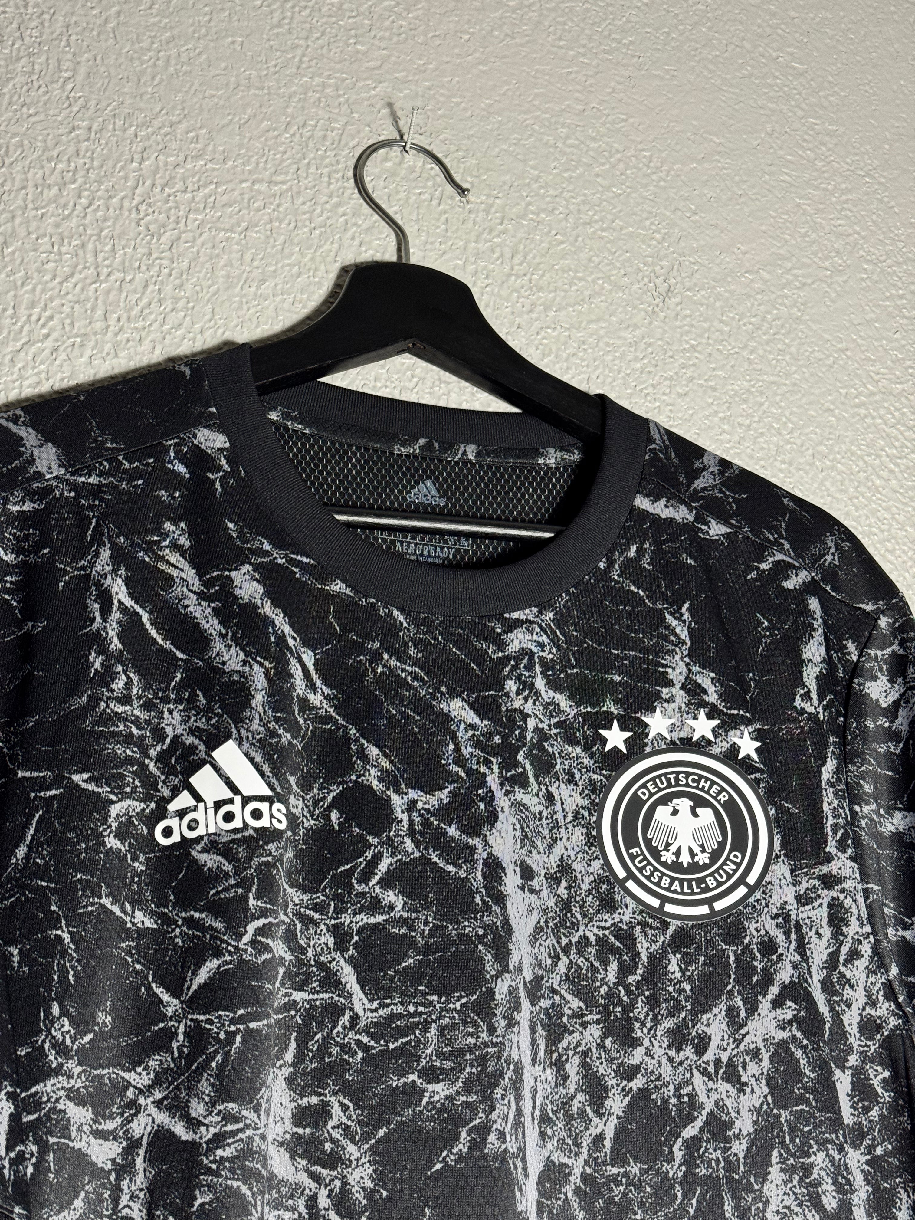 GERMANY NATIONAL TEAM 2019/2020 TRAINING FOOTBALL SHIRT ADIDAS SIZE Large