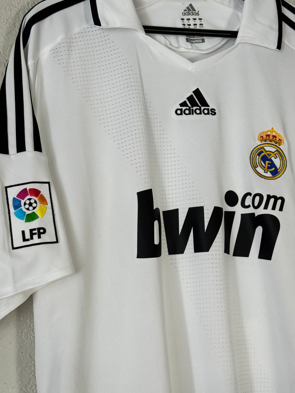Real Madrid Adidas 2009/10 CR7 Jersey Size XL