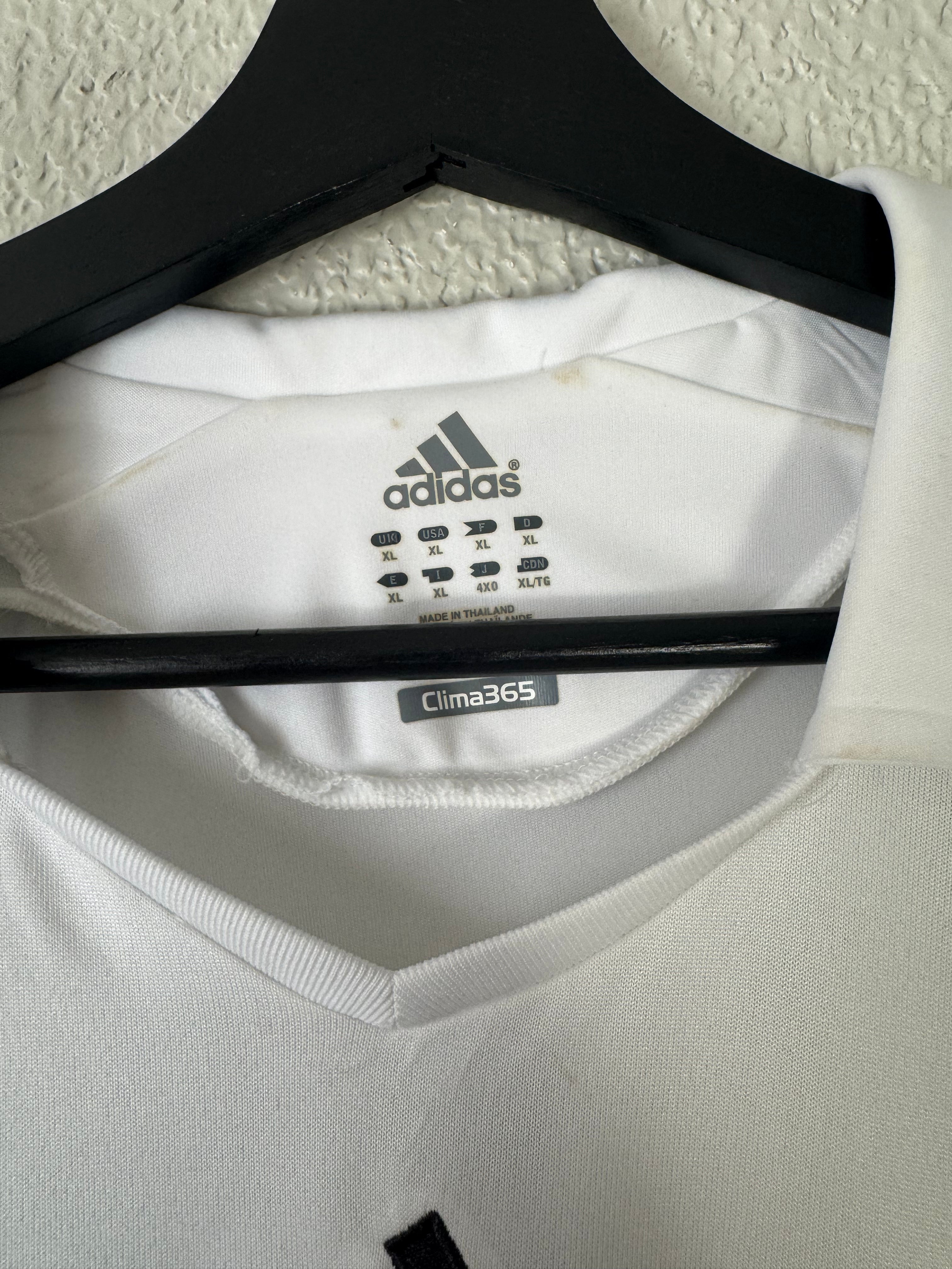 Real Madrid Adidas 2009/10 CR7 Jersey Size XL
