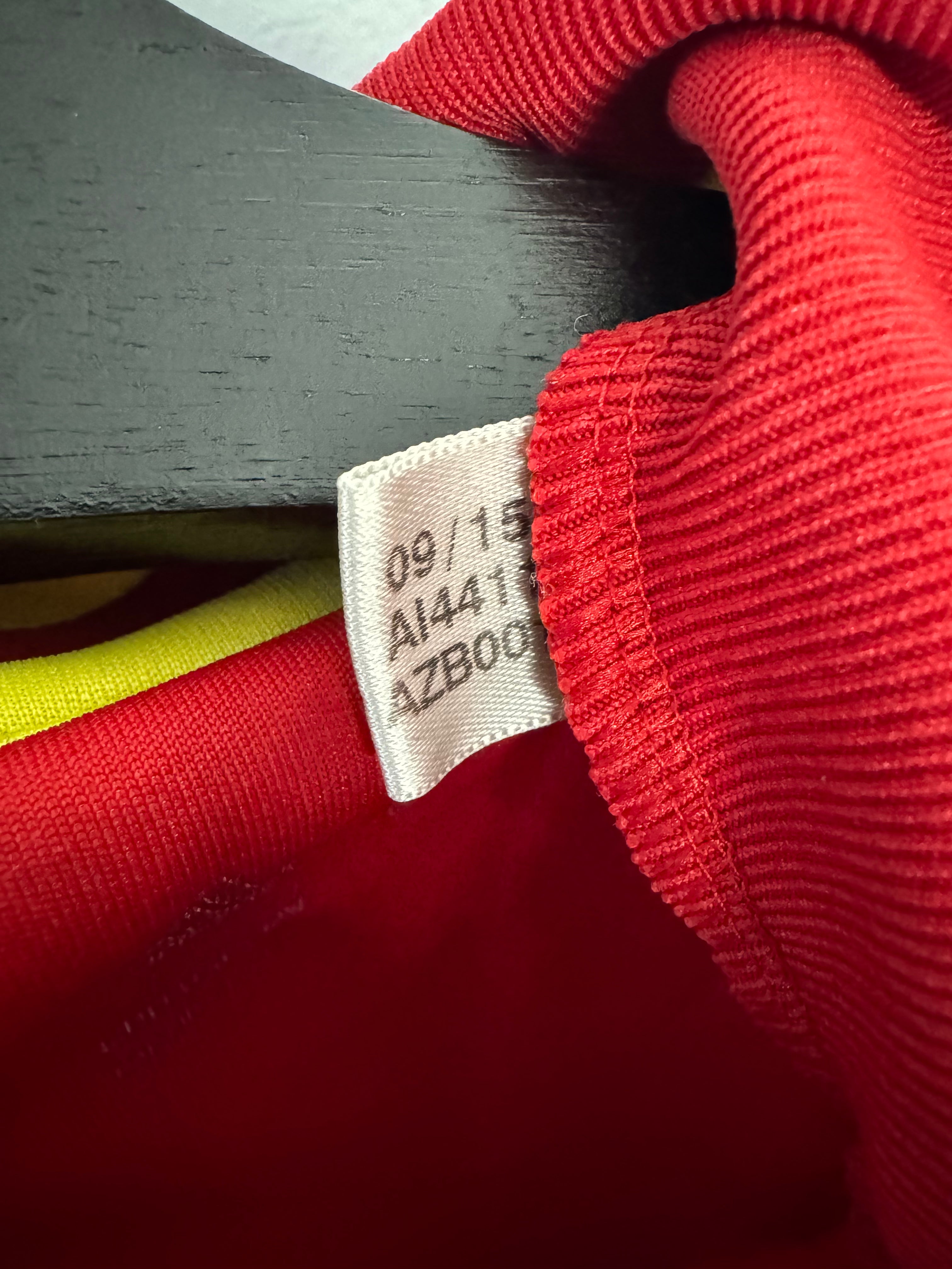 ADIDAS SPAIN 2015/16 NATIONAL TEAM HOME JERSEY SIZE SMALL