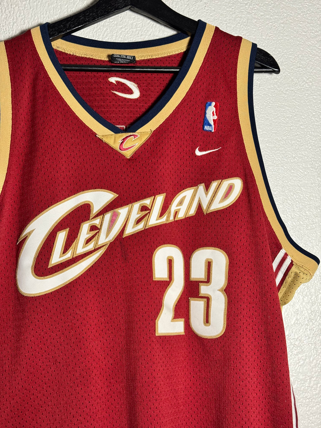 Vintage Y2K Nike LeBron James Cleveland Cavaliers Jersey Size XXL