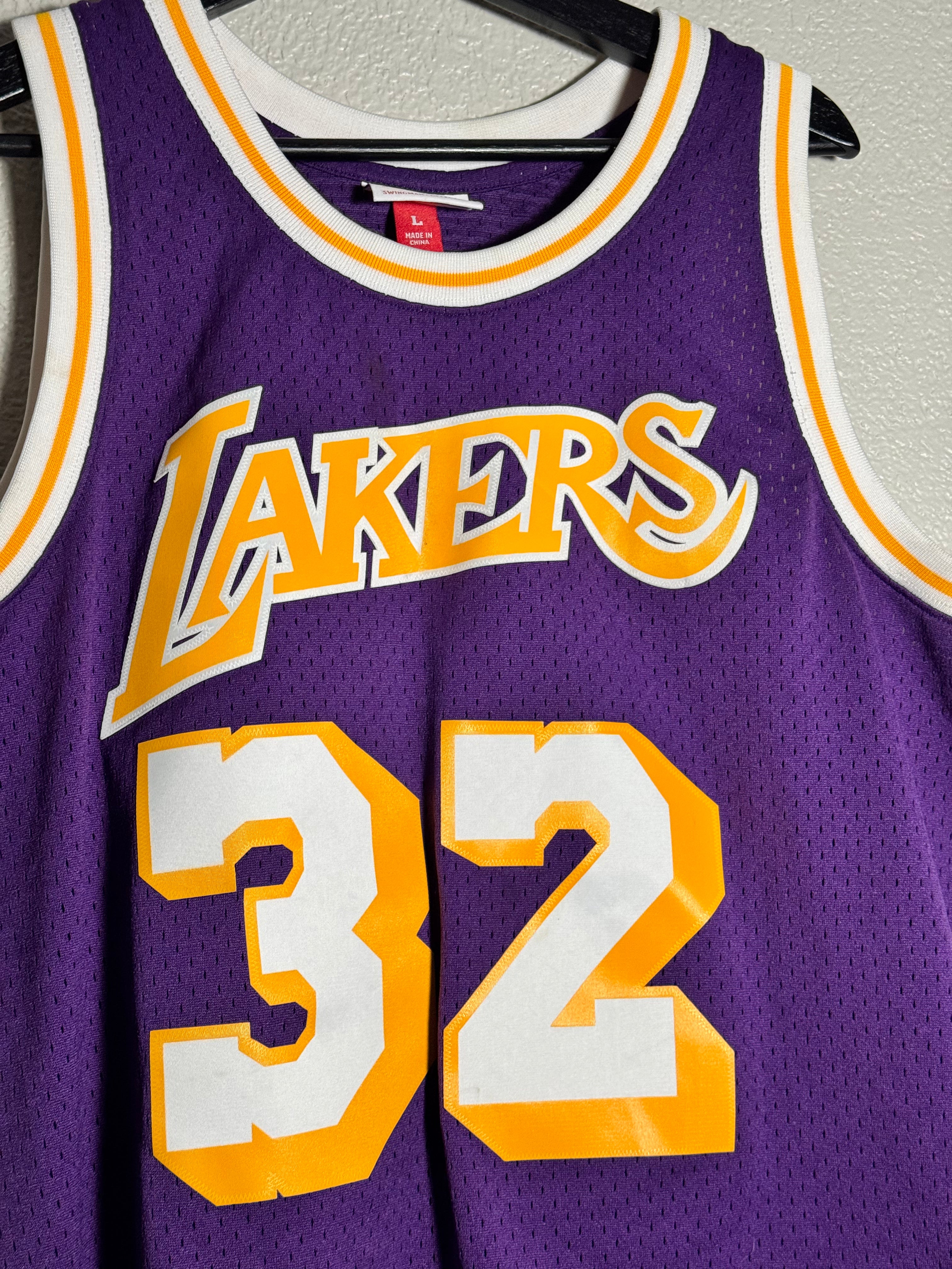 Mitchell & Ness Magic Johnson #32 Los Angeles Lakers Jersey 84-85 Size  Large