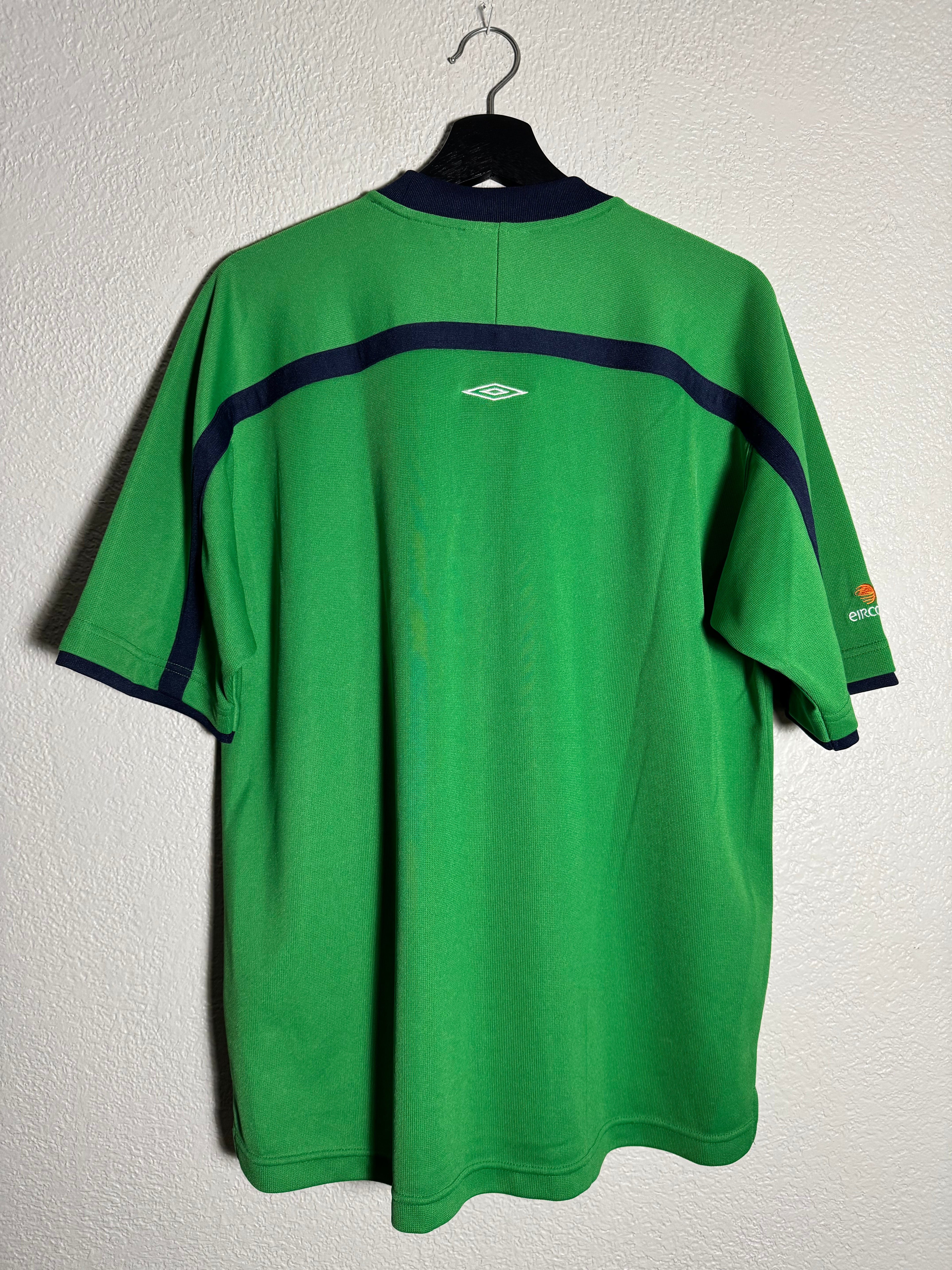 Umbro Ireland 2002/03 HOME Kit Soccer Jersey Large