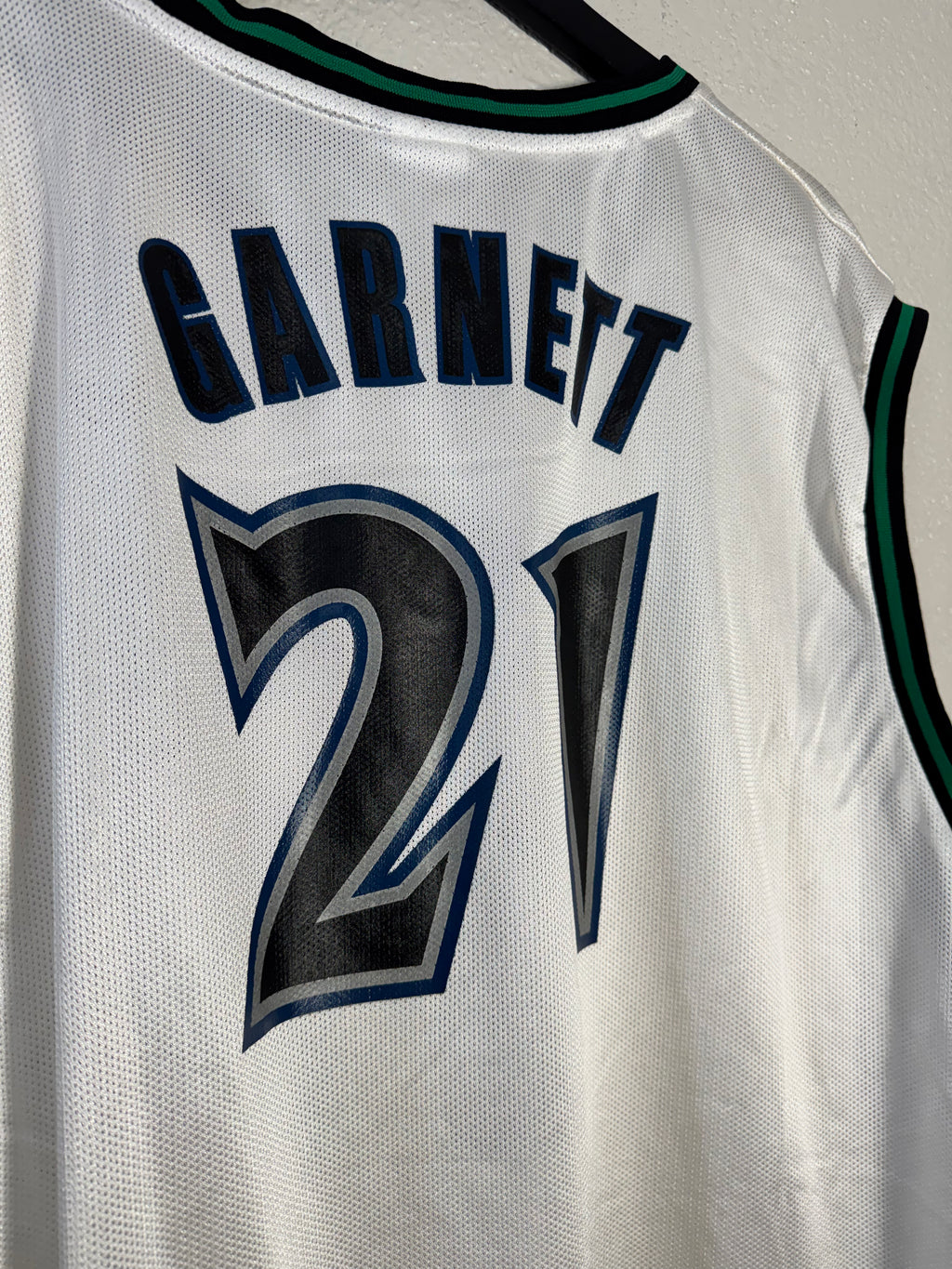 Vintage Kevin Garnett Minnesota Timberwolves Reebok Jersey White Jersey Size 2XL