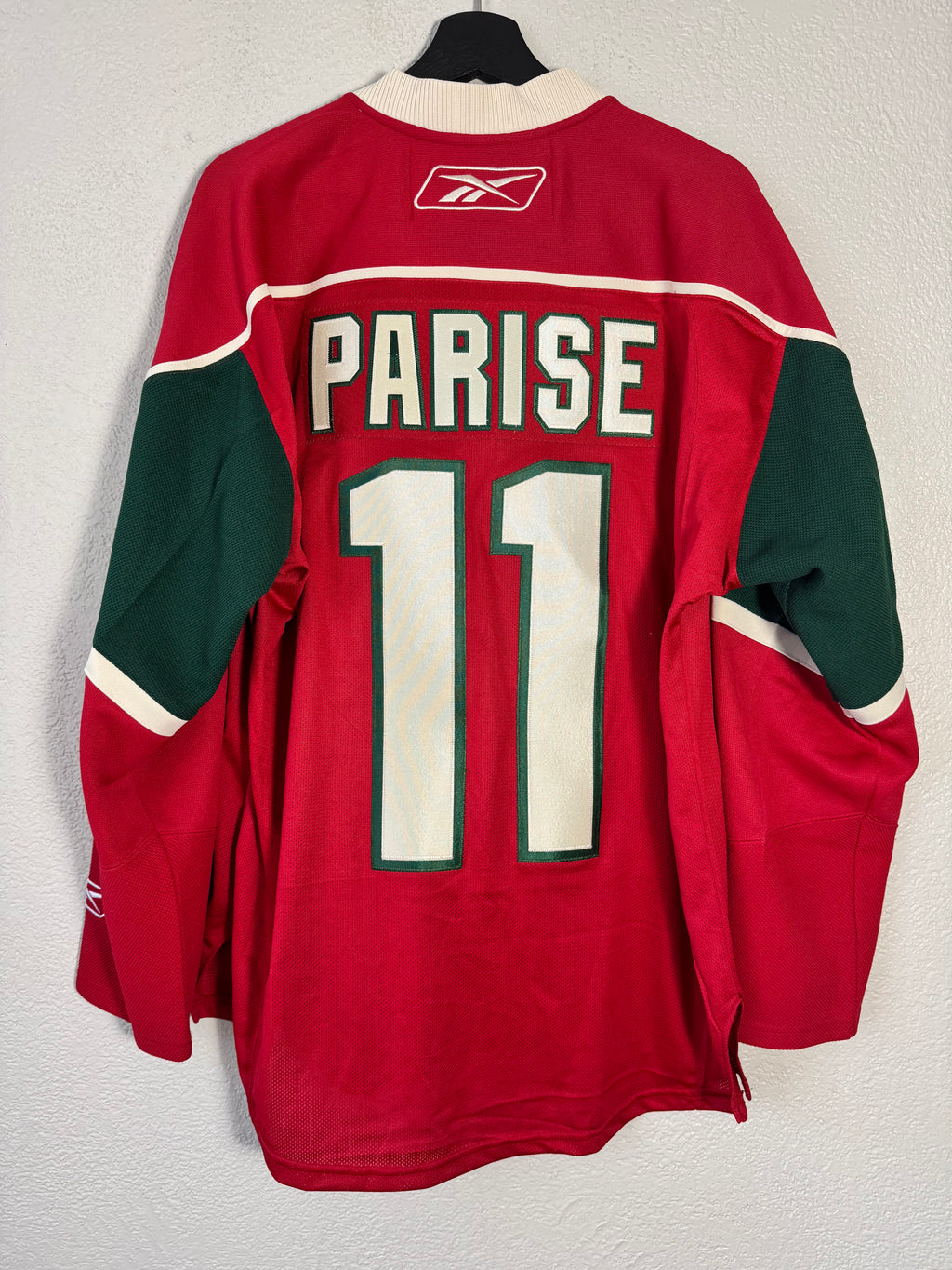 NHL Minnesota Wild Zack Parise #11 Hockey A Jersey Reebok Red Size Medium