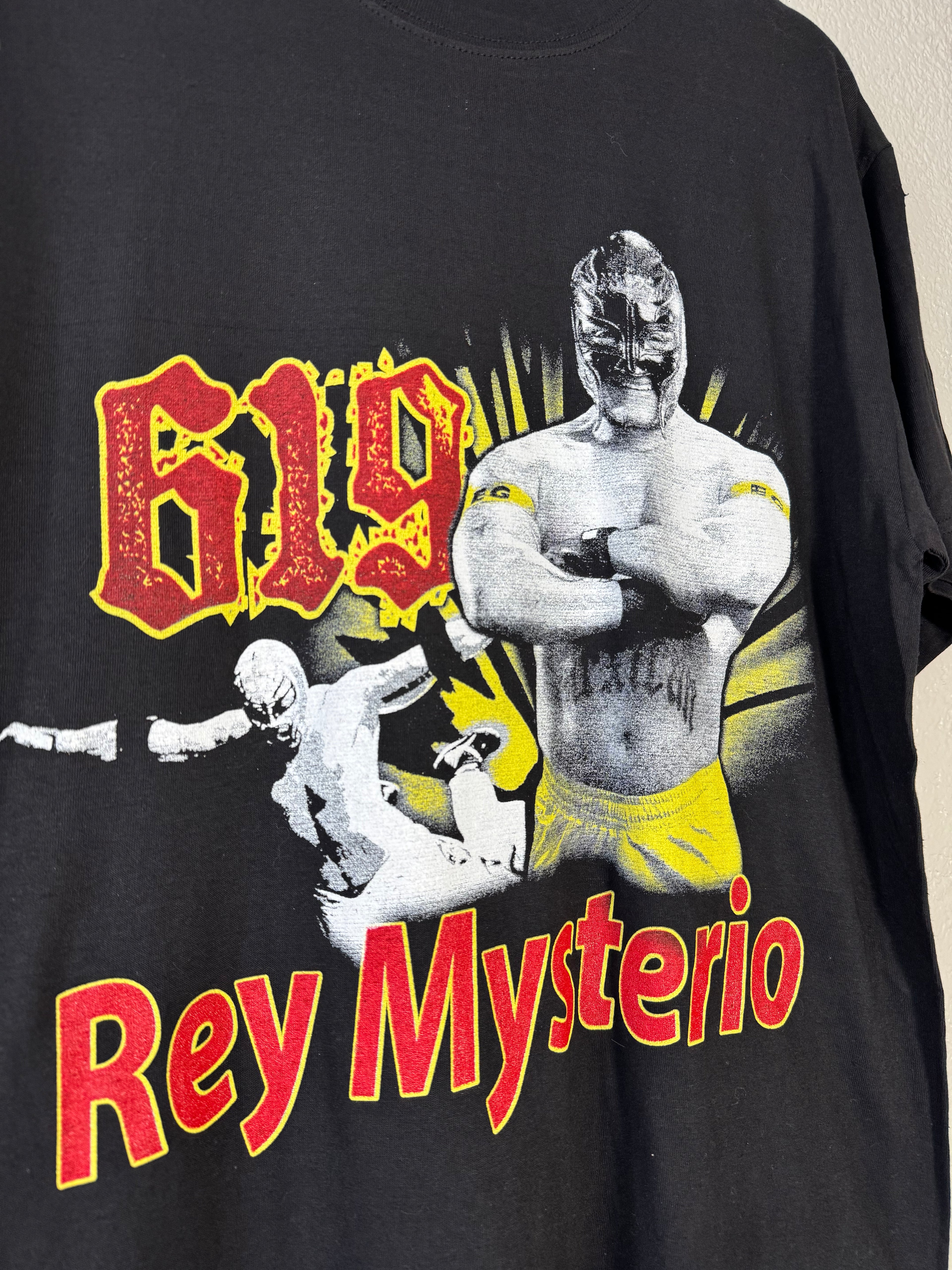 Vintage 2000s Rey Mysterio 619 WWE Wrestling Graphic T Shirt Size M