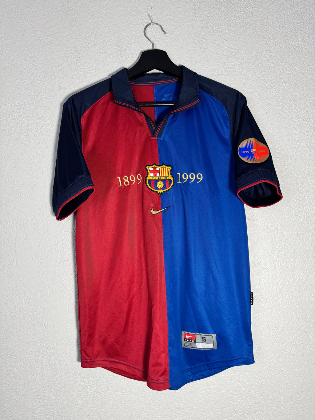 Nike Barcelona Home Jersey 1999-00 Size Small