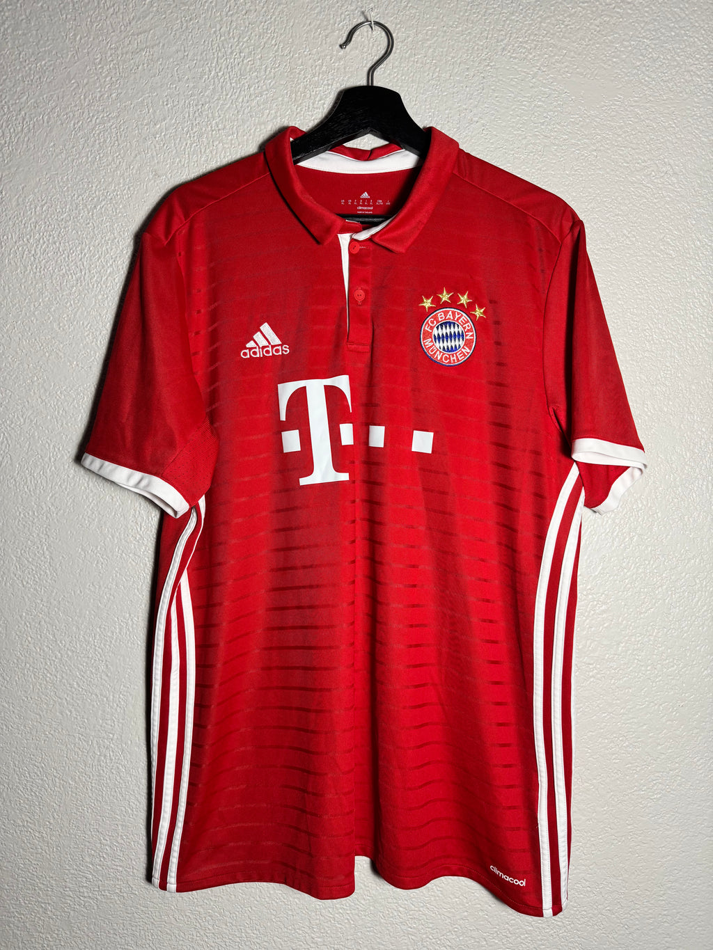 Bayern Munich 2016-17 Home Soccer Jersey Adidas Size XL