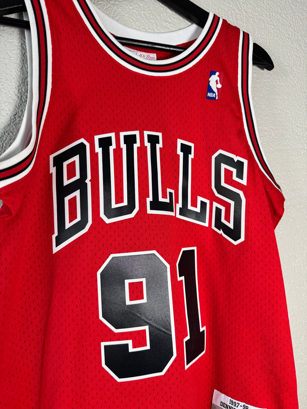 (NEW) Mitchell & Ness Chicago Bulls Dennis Rodman 91 1997-98 NBA Swingman Jersey Size Small