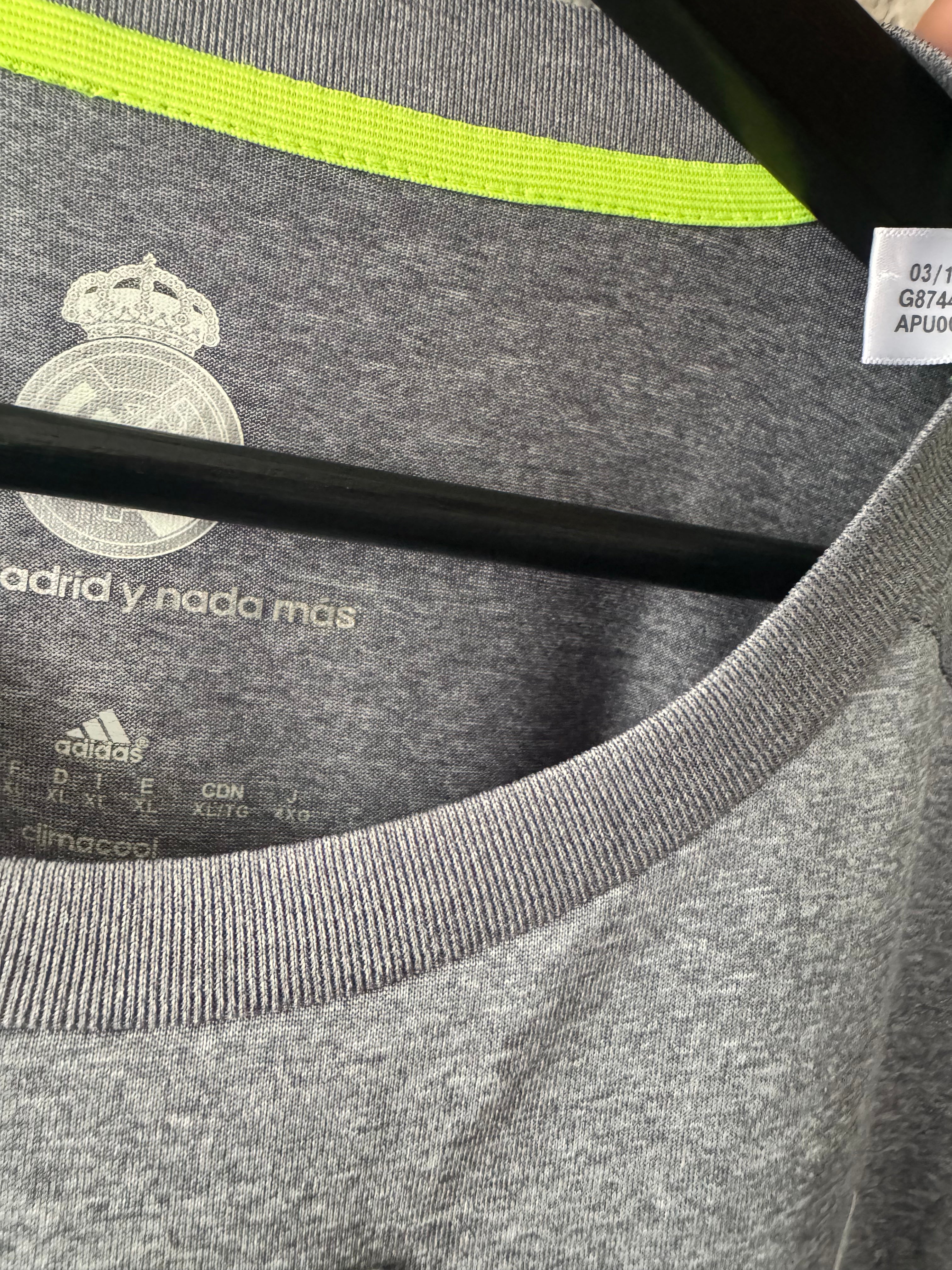 Adidas Real Madrid 2014 FIFA World Champions Jersey Size XL
