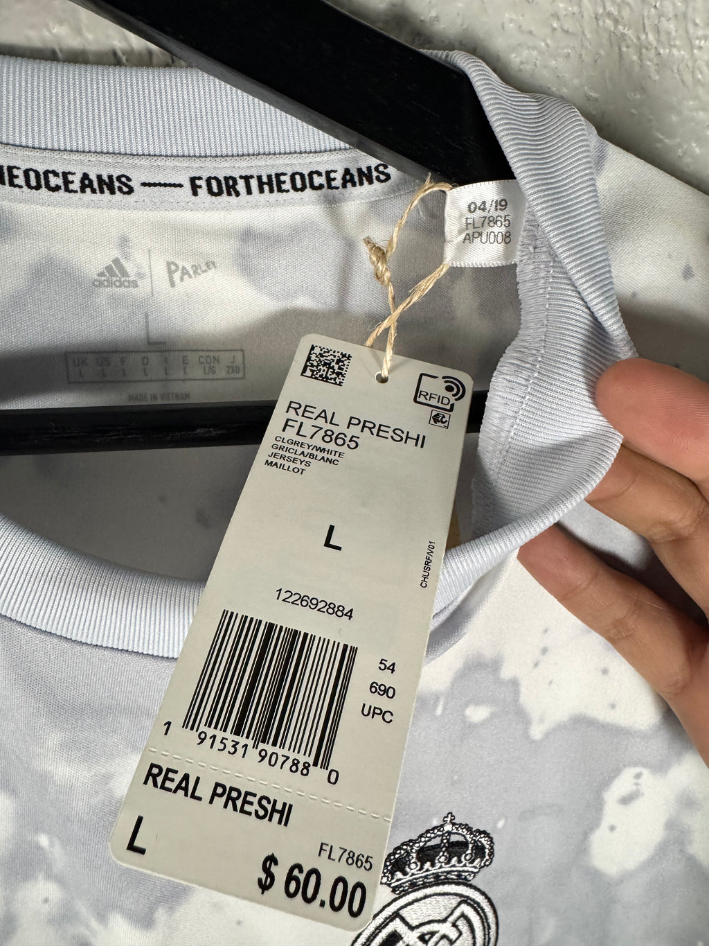 (NEW) Adidas Real Madrid PreMatch Parley Camo Practice Jersey Size Large