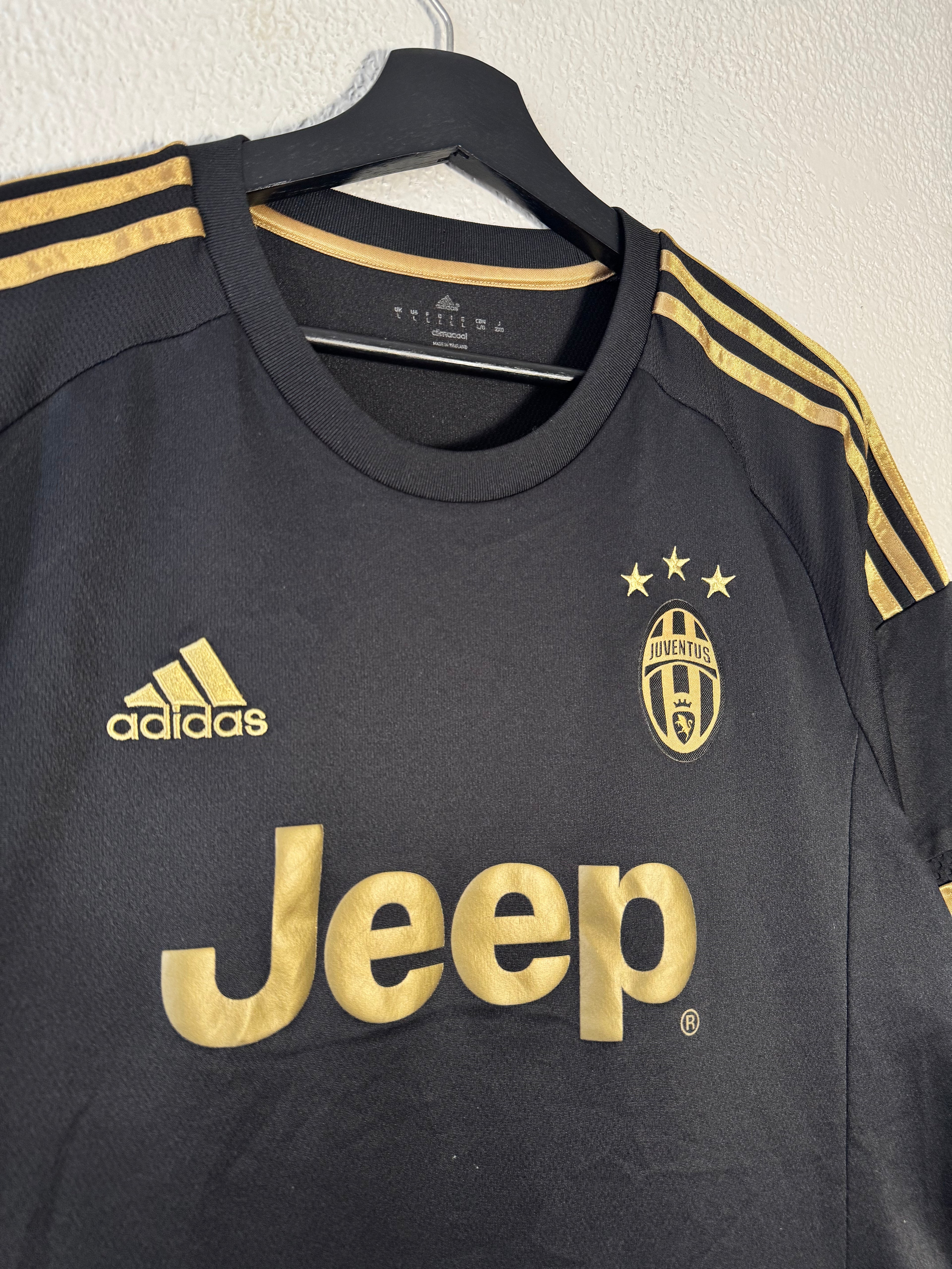 Adidas Juventus 2015/16 Kit RARE Third Jersey Size Large